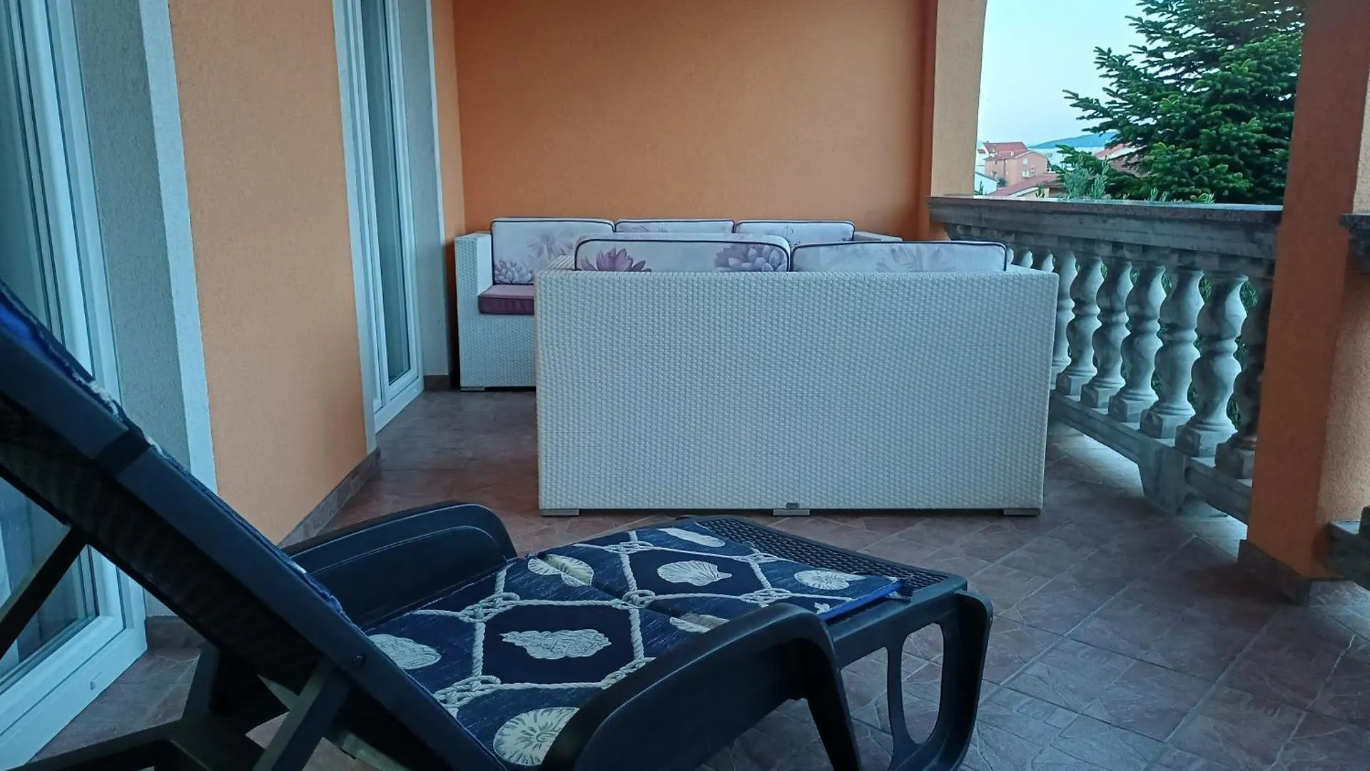 Апартаменты Apartmani Bulajic Крк